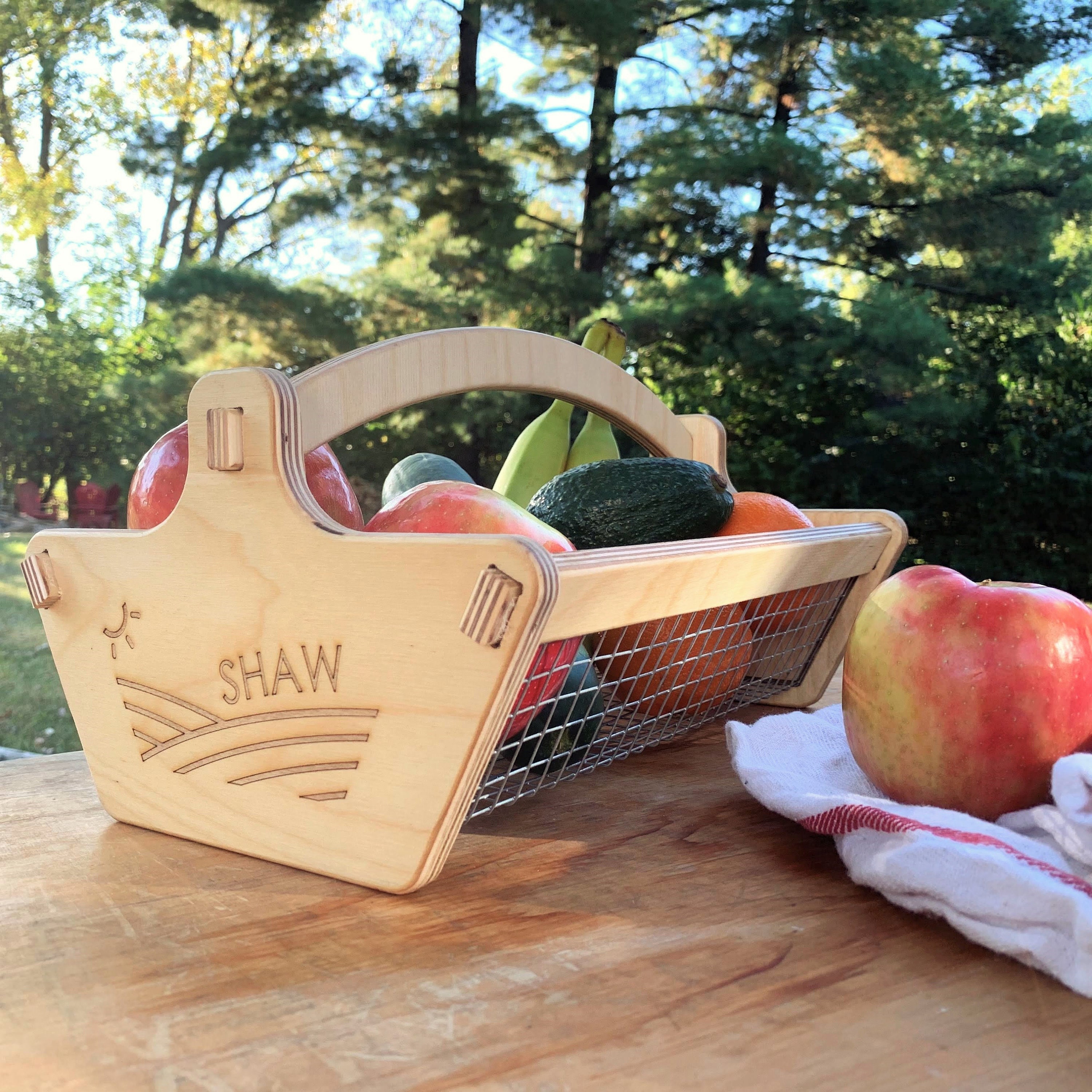 Personalized Harvest Basket, Garden Basket, Gift for Gardener, Mom Garden Gift, Vegetable Garden, Flower Garden, Egg Basket, Gardener Gift