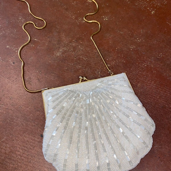 Vintage pearl white shell beaded bag with gold chain