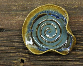 Stoneware pottery spoon rest Volcano Blue