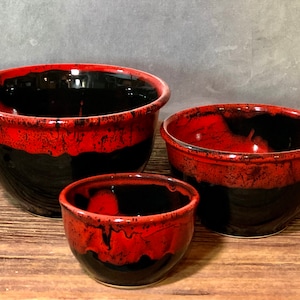 Handthrown Bowl Large and Medium Nesting Saigon Red