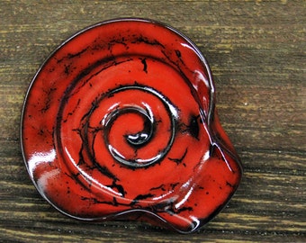 Stoneware pottery spoon rest Saigon Red black