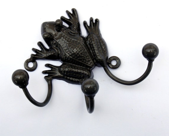 Buy Inexpensive Gift Idea Wall Art for Office & Home Decor/décor: Metal  Frog Coat Hook With 3 Wrought Iron Hanger Hooks for Keys and Jewelry Online  in India 