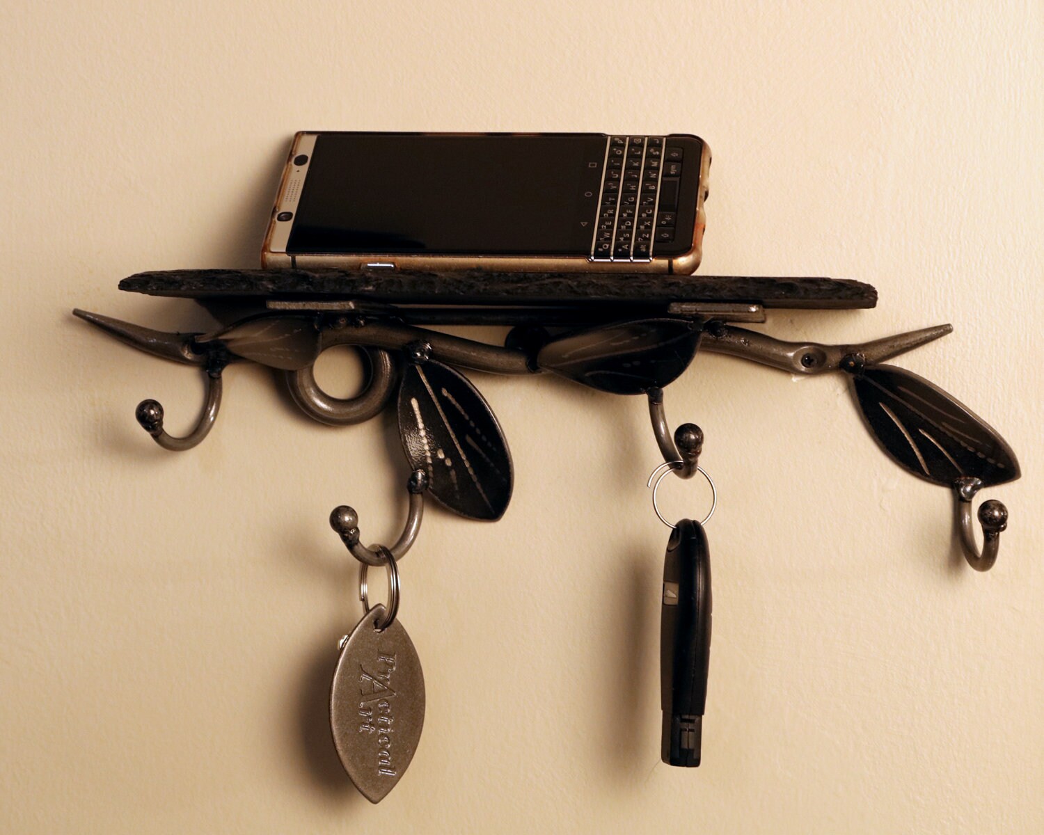 Slate Shelf With Key Hooks Wall Art Hooks for Jewelry Wall Etsy Sweden