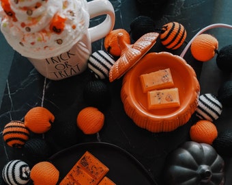 Trick or Treat | Pumpkin Halloween Wax Melts | Halloween Scented Candles | Snap Bars | Fall Wax Melts | Halloween Decor| Halloween Party