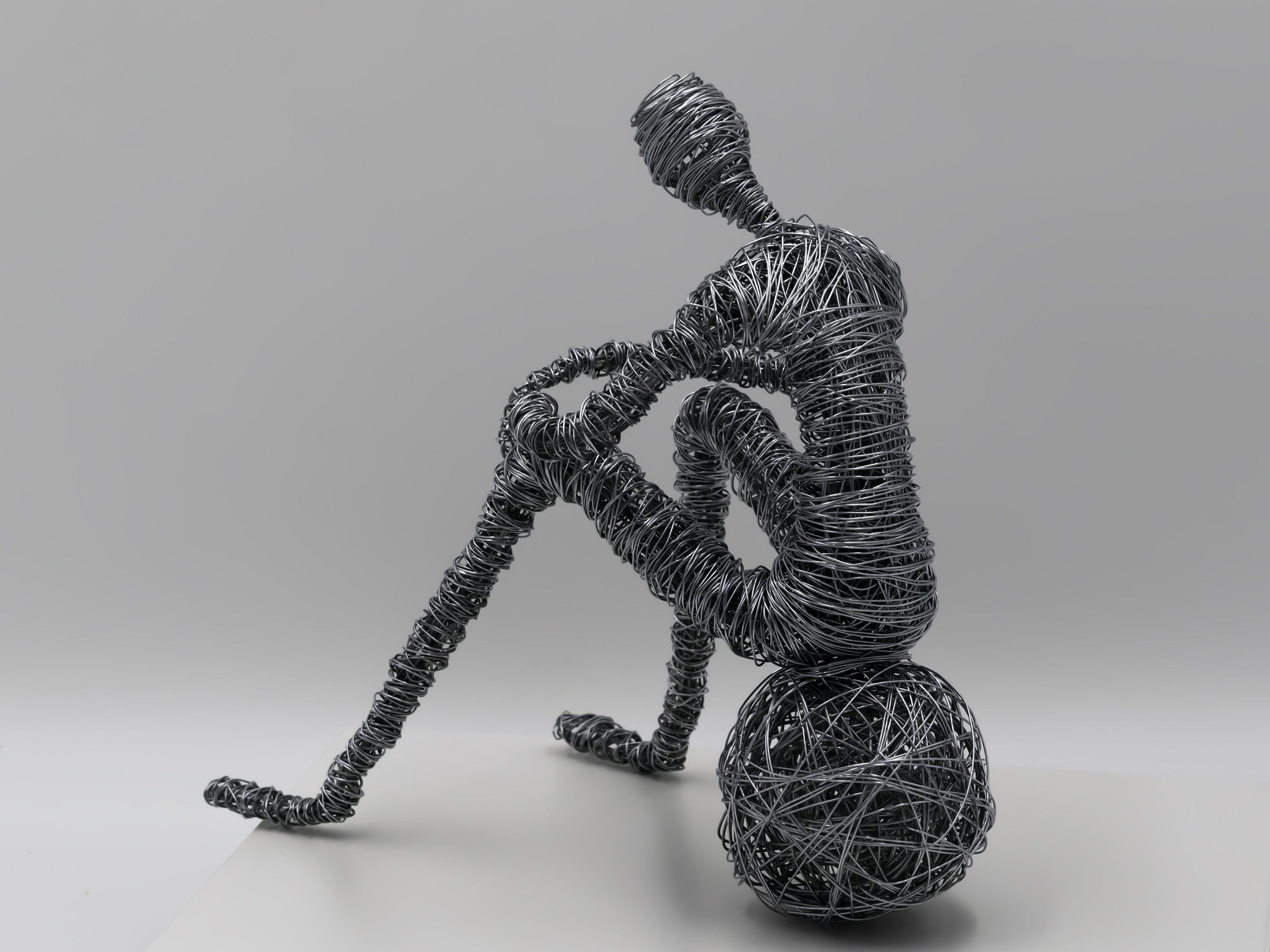 Doctore Figure Wire Sculpture, Modern 3D Art, a Nice Gift for Your