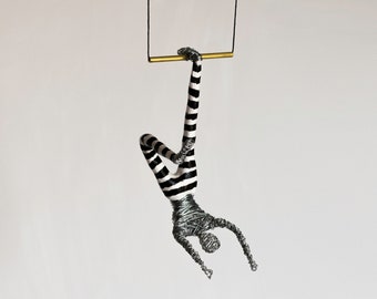 Sculpture d'art moderne d'acrobate de cirque, sculpture décorative, sculpture d'acrobate de figurine miniature, art mural en métal, sculptures d'art mural moderne