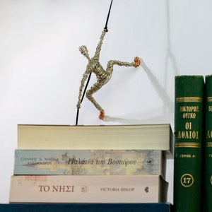 Climbing  Man Wall Sculpture, Rock Climbing Gifts, Rock Climbing Art, Wall Art Climbing Man, Sculpture Decor, Wall Metal Sculpture
