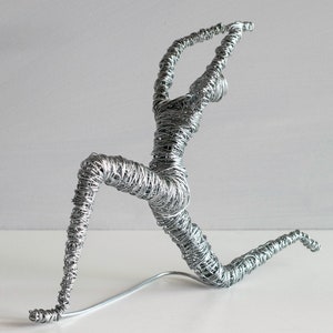 Yoga Art, Yoga Studio Decor, Yoga Teacher Gift, Yoga Poses, Namaste Decor, Table Sculpture, Wire Sculpture Art, Decorative Sculpture