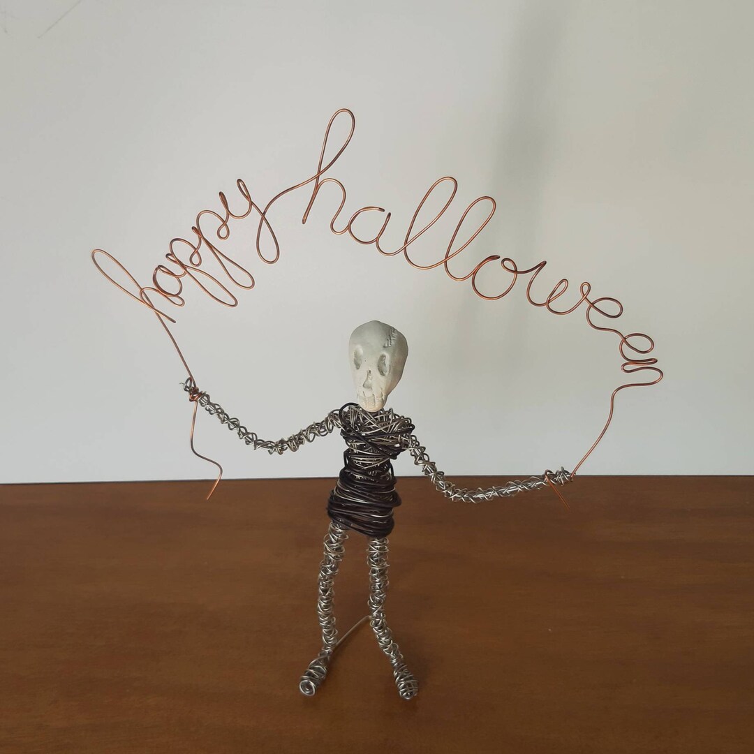 Halloween Wire Word Sign, Halloween Decor Sculpture Dark Art, Halloween