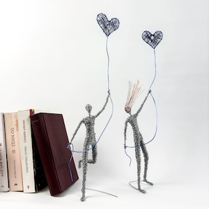 Man and Woman Metal Wire Sculpture, Modern Sculpture, Unique Wire Art Sculpture, Tabletop Cute Valentine's Day Decor, Anniversary
