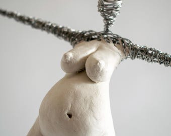 Curvy Body Sculpture: Wire & Clay Female Figure Art