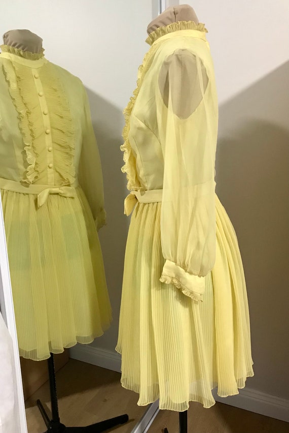 En-Ka 1960s Vintage DRESS Yellow MICRO-PLEATED Sp… - image 5