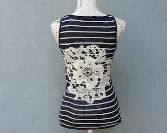Granatowy top w paski z koronką w stylu vintage, wykonany ręcznie, w stylu boho, rozmiar S