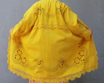 Sunny Summer Jacket Vintage Embroidered Linen Plus Size US size 16 / 18 EU size 46 / 48