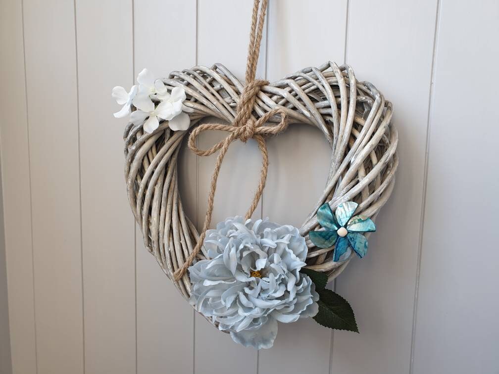 Rattan wicker heart wreath. Farmhouse style with peony. 30cm. Etsy