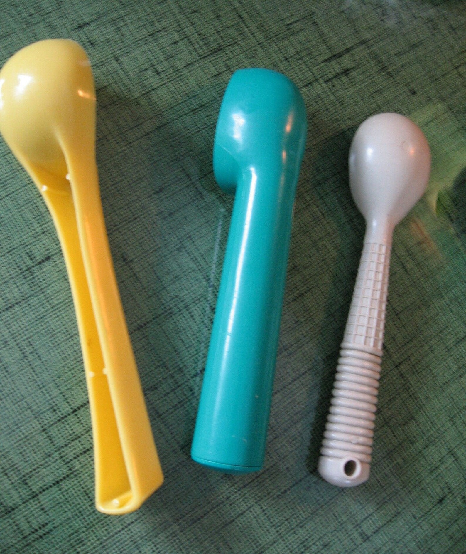 Vintage Plastic Ice Cream Scoops Lot of 3 USA Hong Kong Etsy