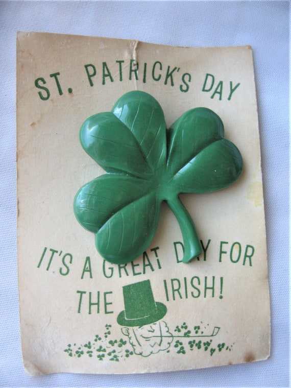 Vintage St Patricks Day Shamrock Pin and Greeting… - image 2