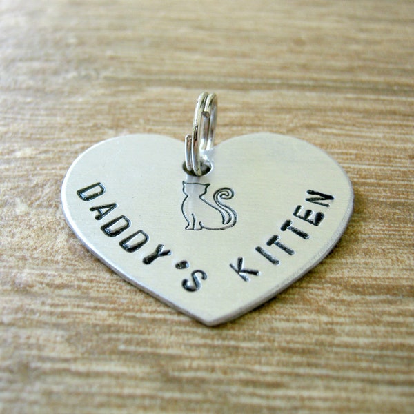 Daddy's Kitten Tag, Daddy's Kitten Heart Tag, Daddy's Kitten Collar Tag, Pet Play, Cgl, cat cosplay, 1.25 inch heart, CENTER PUNCHED HOLE