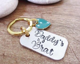 Daddy's Brat Keychain with devil horns & heart charm, DDlg keychain, gold keyring, customize with your wording, MDlg gift, Bratty girl gift