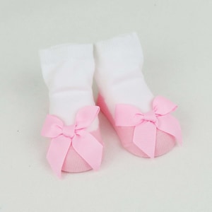 Pink Newborn Baby Girl Socks with Ribbon Bow, Baby Shoes, Special Occasion Baby Socks, Baby Gift.