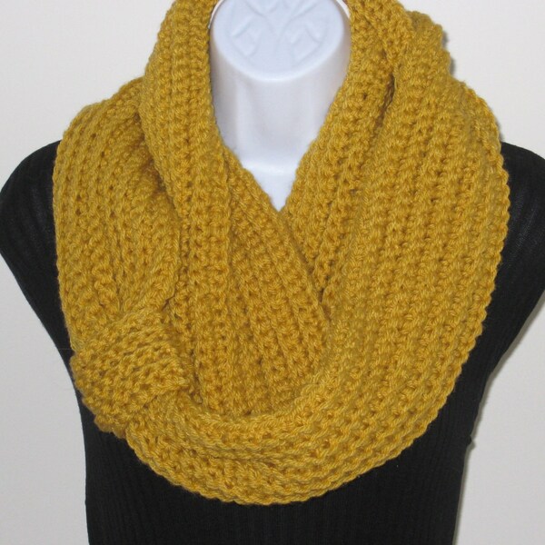 Yellow Infinity Scarf - Crochet Circle Scarf, Chunky Scarf, Yellow Loop Scarf, Eternity Scarf.