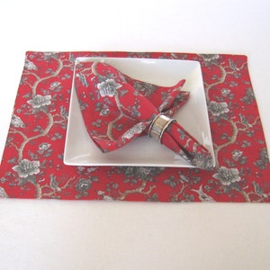 Red Reversible Placemats - Cloth Placemats, Cotton Toile Pattern Place Mats, Table Linens, Eco Friendly - Housewarming GIft