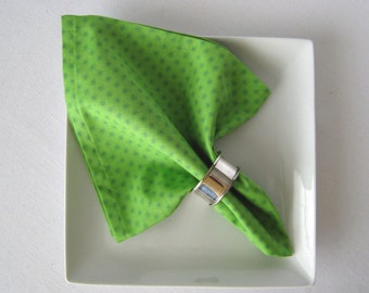 Green Fabric Napkins - Cotton Napkins - Cloth Dinner Napkins - Table Linens - Eco Friendly Napkins - Set of 4 Napkins