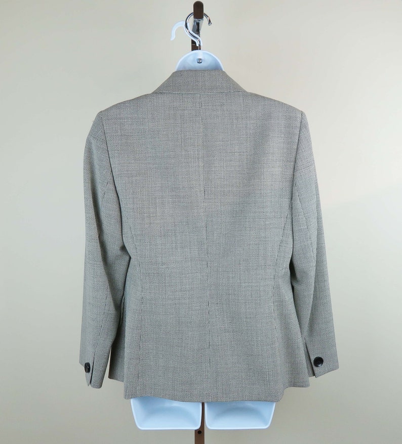 Dana Buchman Wool Blazer All Seasons Black and White Suit Jacket.