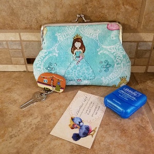 Fabric Coin Purse with Princess Print & Kiss Clasp