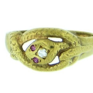 Estate Vintage Styled Snake Designed Yellow Gold Ring Featuring 2 Rubies for the Eyes and 1 Diamond on the Head US Size 9.5 (can be sized)