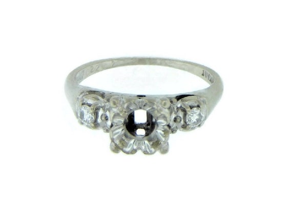 Estate Diamond 3 mm Semi Mount 14 kt White Gold En