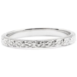 Stunning Platinum Wedding Band/Ring Antique Art Deco Raised Floral Styled