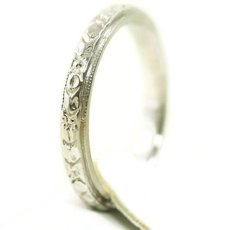 Raised Floral Antique Art Deco Styled 14kt White Gold Wedding BandRing