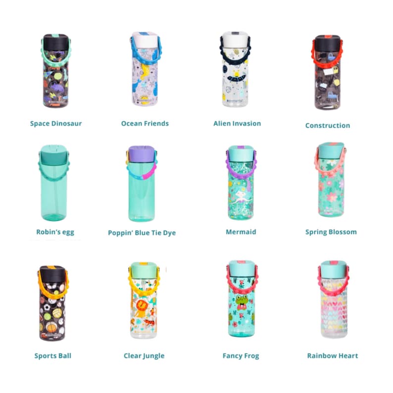 Peut inclure: Douze bouteilles d'eau color&eacute;es diff&eacute;rentes avec divers motifs, notamment des dinosaures de l'espace, des amis de l'oc&eacute;an, une invasion extraterrestre, de la construction, un &oelig;uf de rouge-gorge, un tie-dye bleu pop, une sir&egrave;ne, une floraison printani&egrave;re, un ballon de sport, une jungle claire, une grenouille fantaisiste et un c&oelig;ur arc-en-ciel.