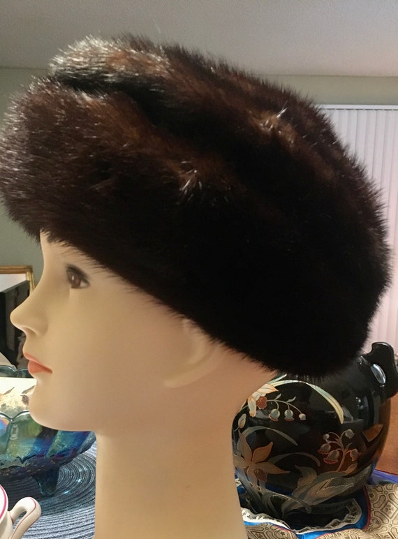 Women’s Mink Fur Hat, Retro Mink Hat, Mink Coat a… - image 2