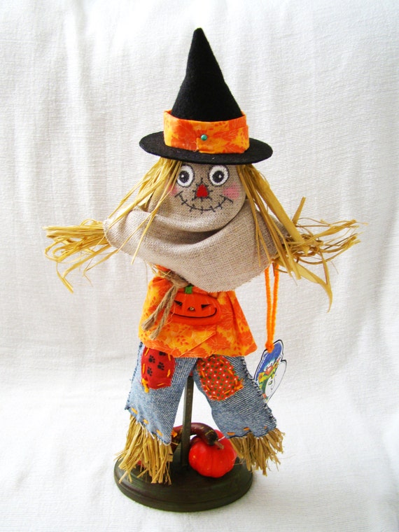 custom scarecrow figure