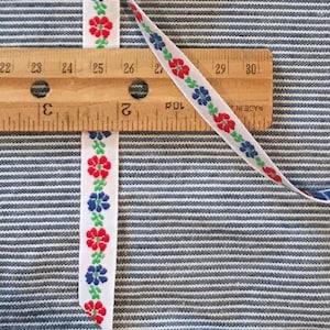 5 Yards Woven Floral Ribbon, Deadstock Vintage Trim 1/2&quot; wide #2154