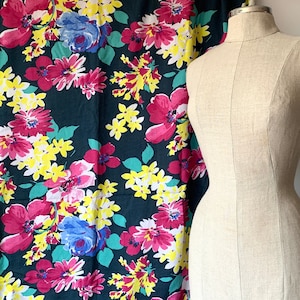 3 Yard Vintage Rayon Floral Fabric 45” wide Colorful Large Scale Print #4411