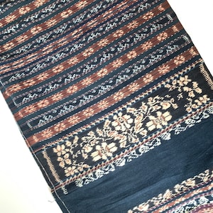 Vintage 1950s Indonesian Handwoven Indigo Ikat Sarong Textile - Traditional Sumba Hinggi Dress (66&quot; x 47&quot;)  #2554