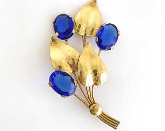 Retro Moderne 1940s Vermeil Leaf Sapphire Blue Glass Brooch