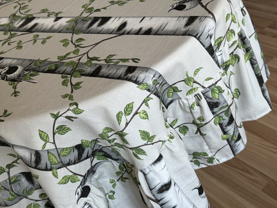 Round ruffled cotton canvas tablecloth Birds Ecru background Round 190cm / 74in