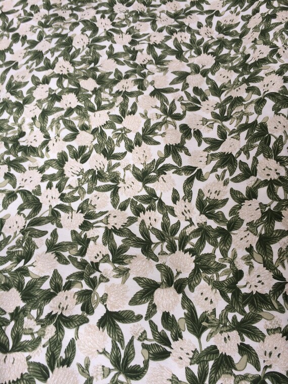 Tablecloth Table Top Table Linens - Cotton fabric White Clover - Round Square