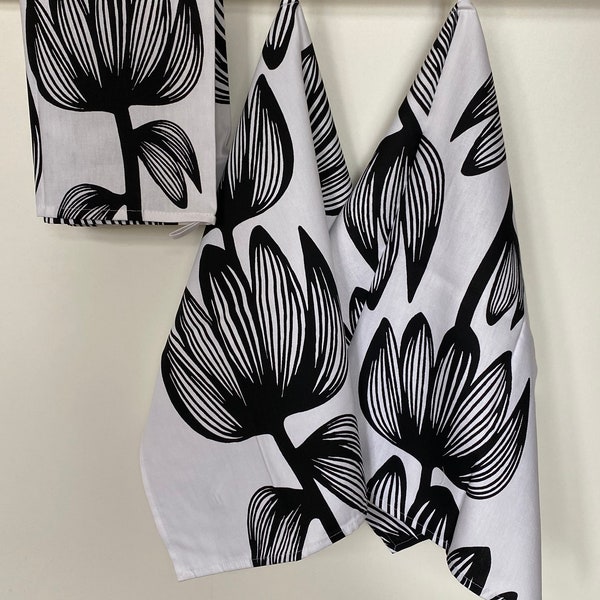 Kitchen Towel Tea Towel  Dish Towel - Scandinavian Cotton fabric Floral kitchen towel Black and White