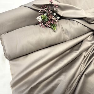 Plain cotton sateen fabric Beige/Ecru, by the meter, by the yard - 100% cotton - 153 cm wide #1240