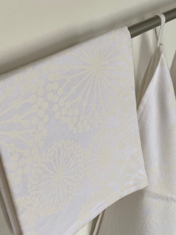 Floral Kitchen towel Tea Towel White cotton towels Ivory flowers Scandinavian cotton fabric