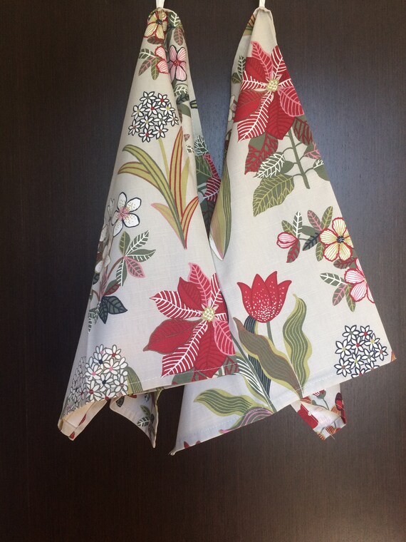 Kitchen Towel Tea Towel  Dish Towel - Scandinavian Cotton fabric Flowers Gray backround - 1pc