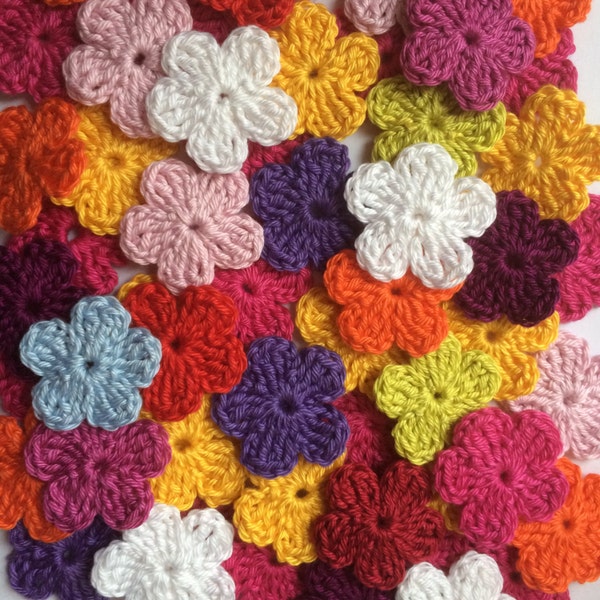 Fleurs de crochet - Mix - coton mercerisé - au hasard 12 couleurs - Taille env. 3cm