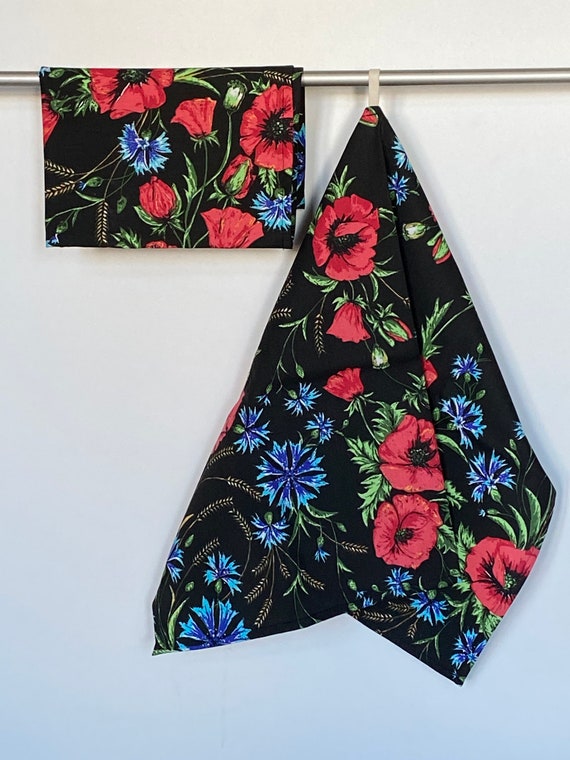 Kitchen Towel Tea Towel  Dish Towel Scandinavian Cotton  fabric Meadow flowers Poppy Floral towel