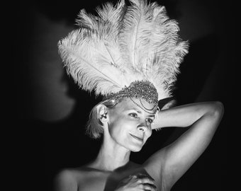 Coiffe de carnaval en plumes de Rio en or noir, bandeau à clapet en cristal de Gatsby, casque à clapet des années 1920, coiffure bandeau en cristal pour fête de samba