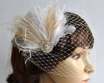 Tocado de diamantes de imitación de los años 20, tocado de plumas de color champán y marfil para novia, tocado de los años 20, tocado de novia, conjunto de velo de jaula para boda